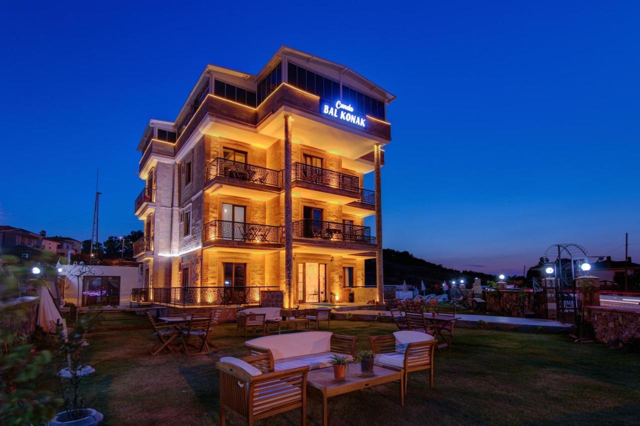 Cunda Bal Konak ไอวาลิค ภายนอก รูปภาพ